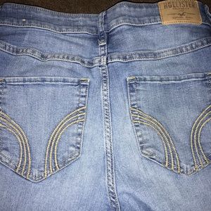 Hollister Super Skinny Jeans
